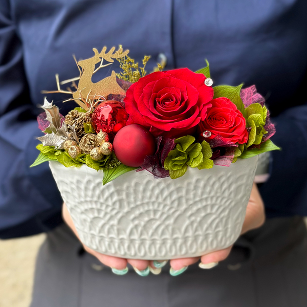 お正月アレンジメント巳飛。