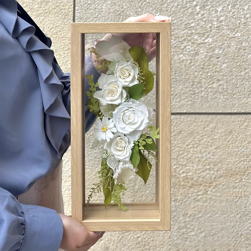 カーム/静けさという御供プリザーブドアレンジです。金額は税抜一万三千五百円です。